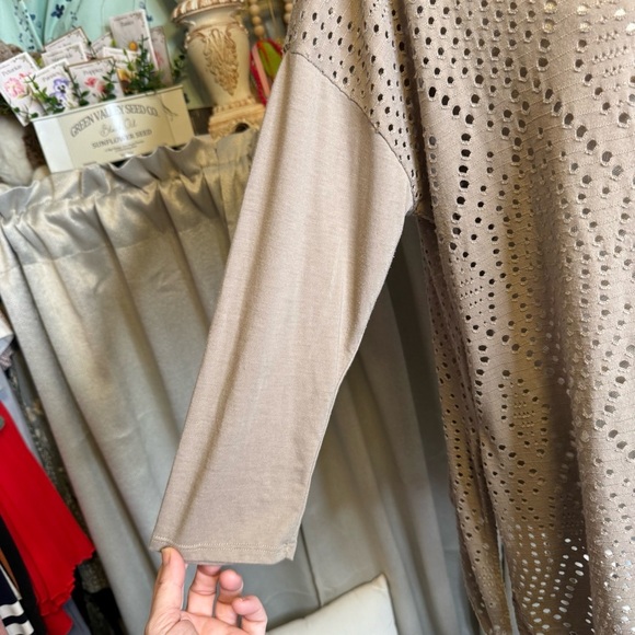 Cato Tan Knit Top with Cutout Design Size Large with Shark Bite Hem - Picture 8 of 11